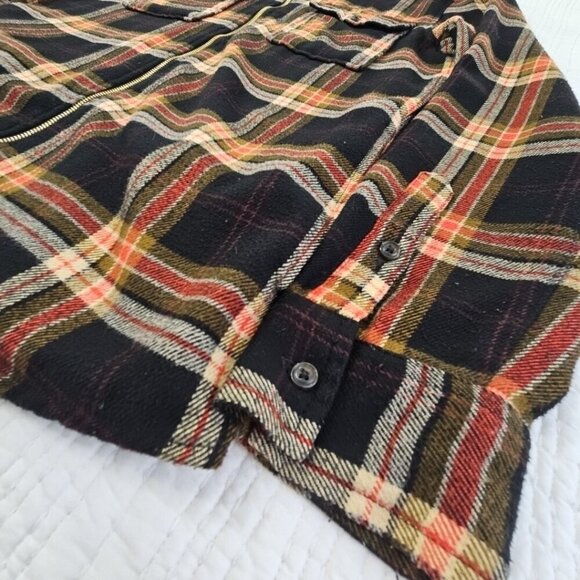 Forever 21 Man Full Zip Shacket Men's S Plaid Black Brown Long Sleeve EUC LN - Picture 2 of 15